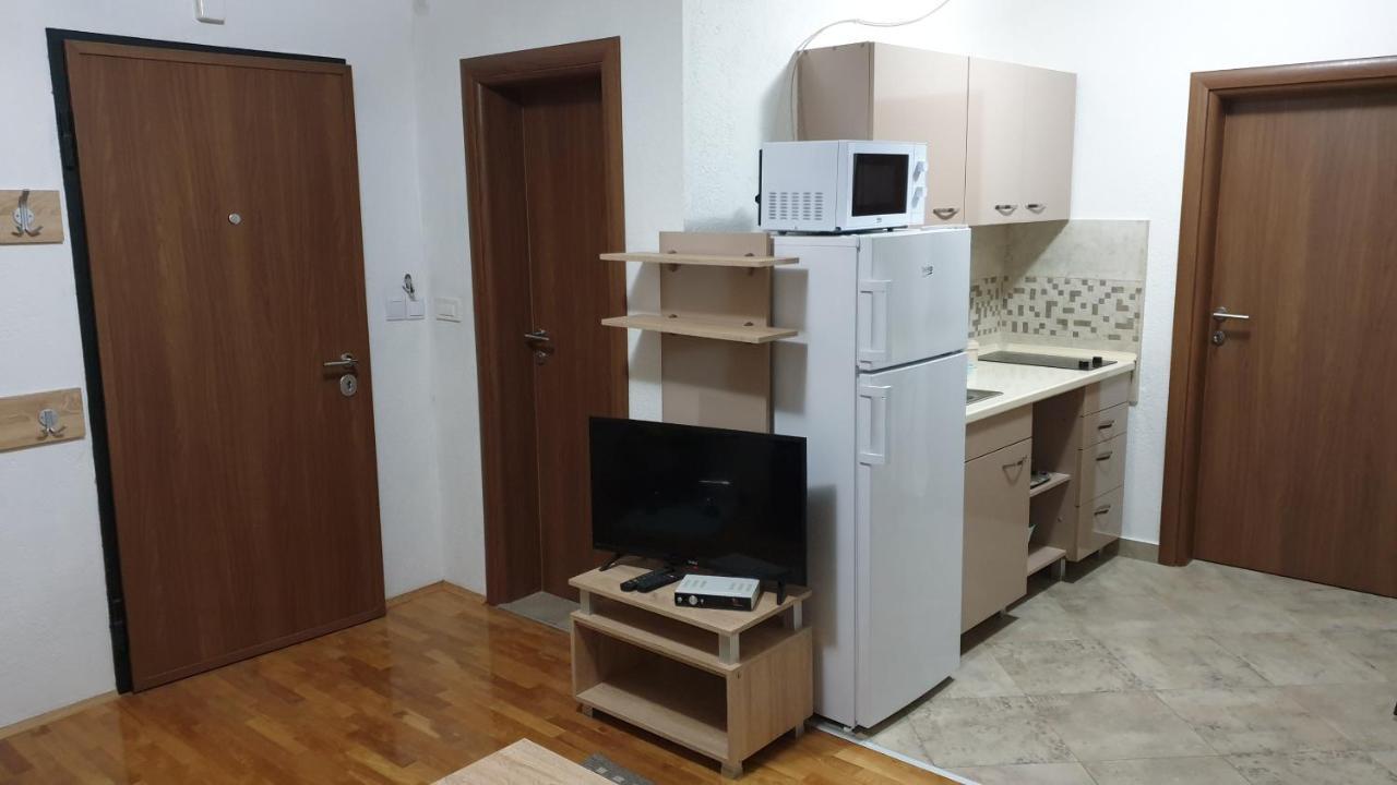 Apartments In City Center Kumanovo Exteriör bild